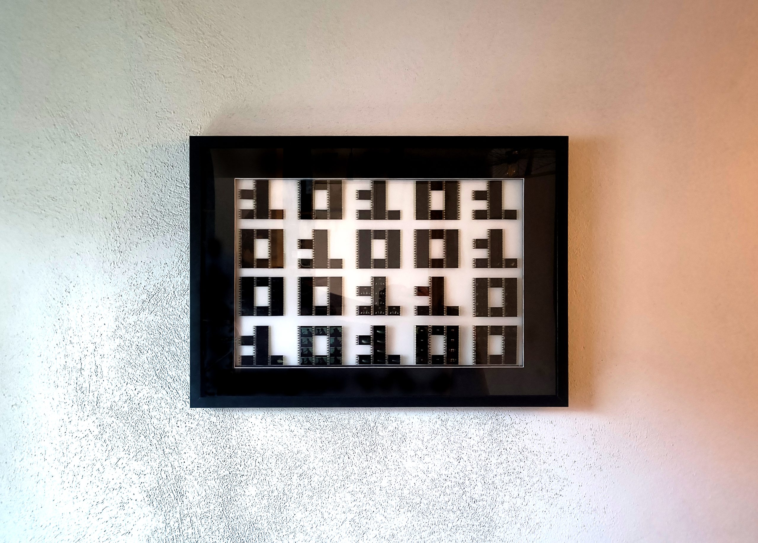 #1-0 : ANALOG BINARY CODE dark BEAF